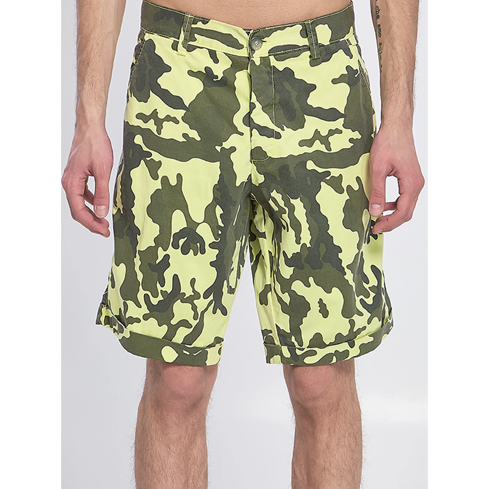 Camouflage bermuda shorts