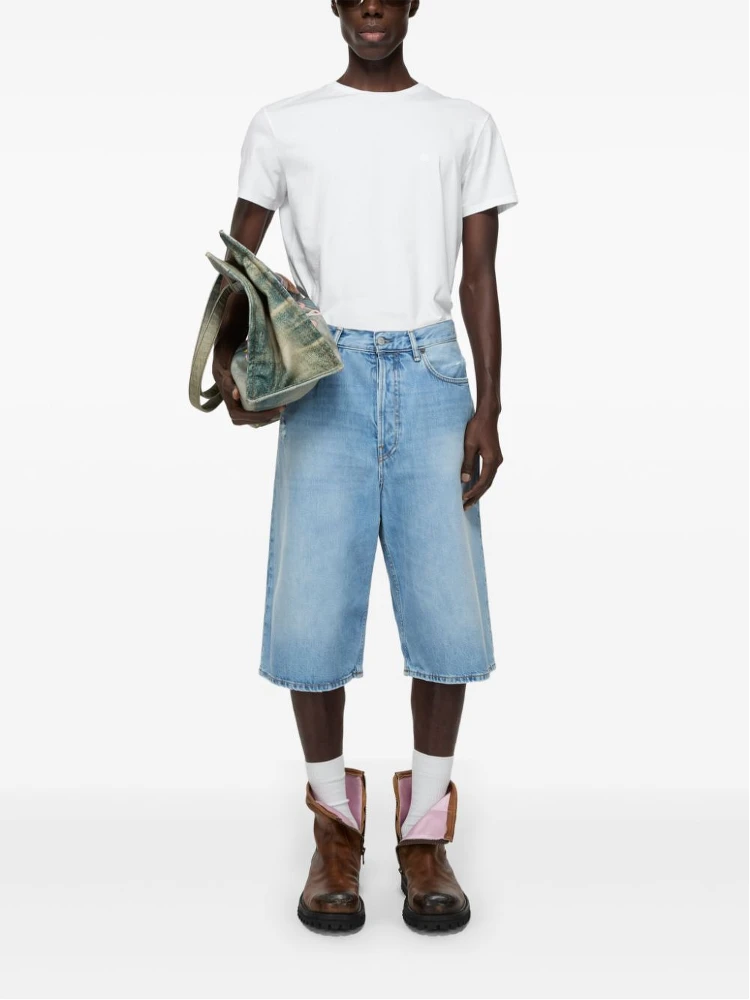 Men's white short-sleeved t-shirt alternative