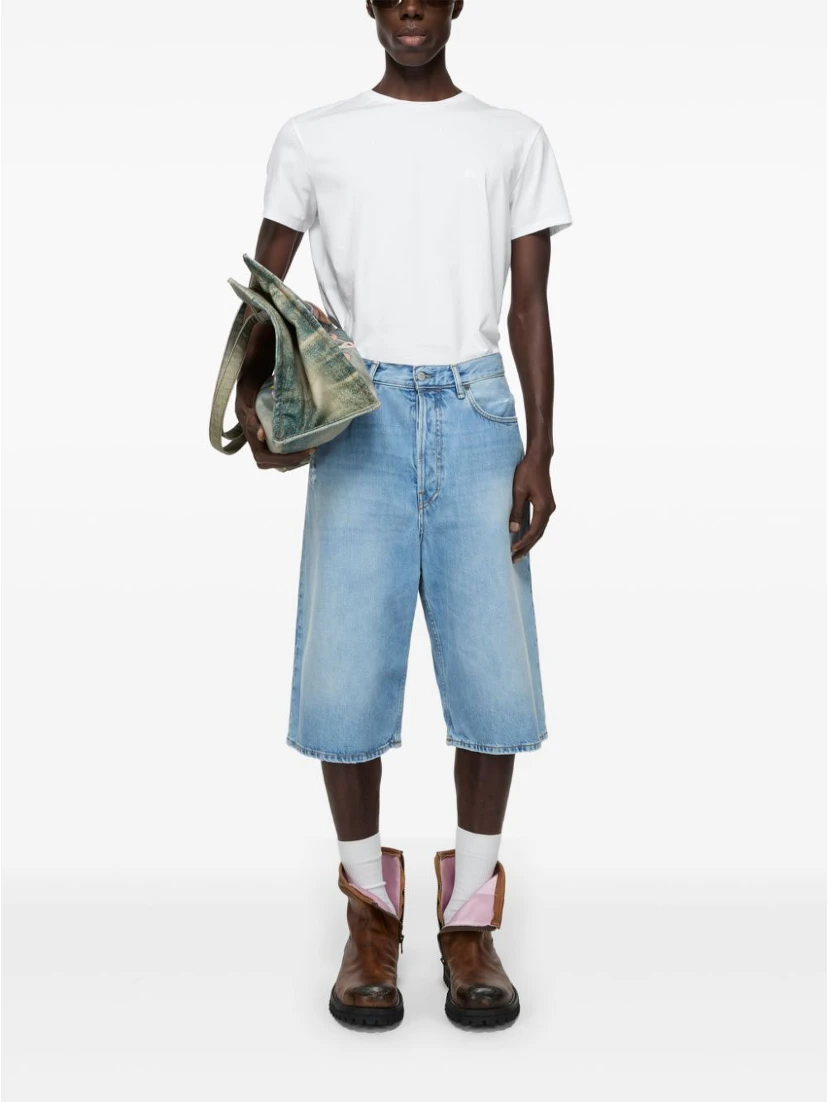 Men's white short-sleeved t-shirt