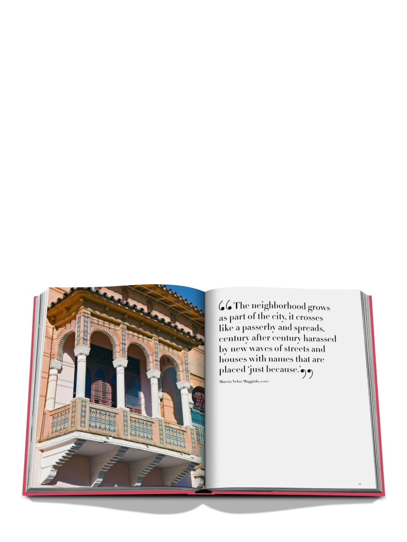 Santo Domingo hardcover book