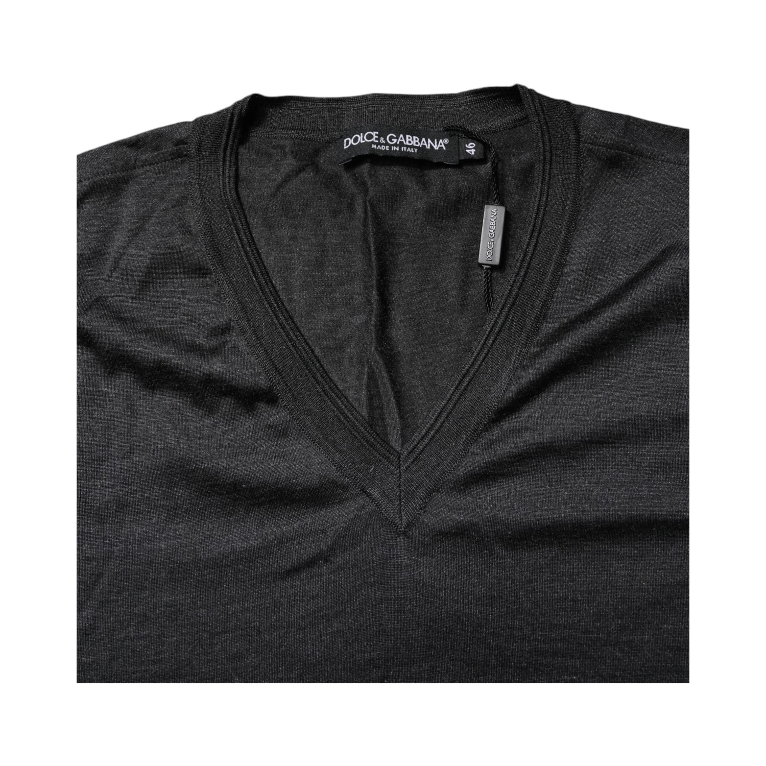 Dark Gray Silk V-neck Short Sleeves T-shirt