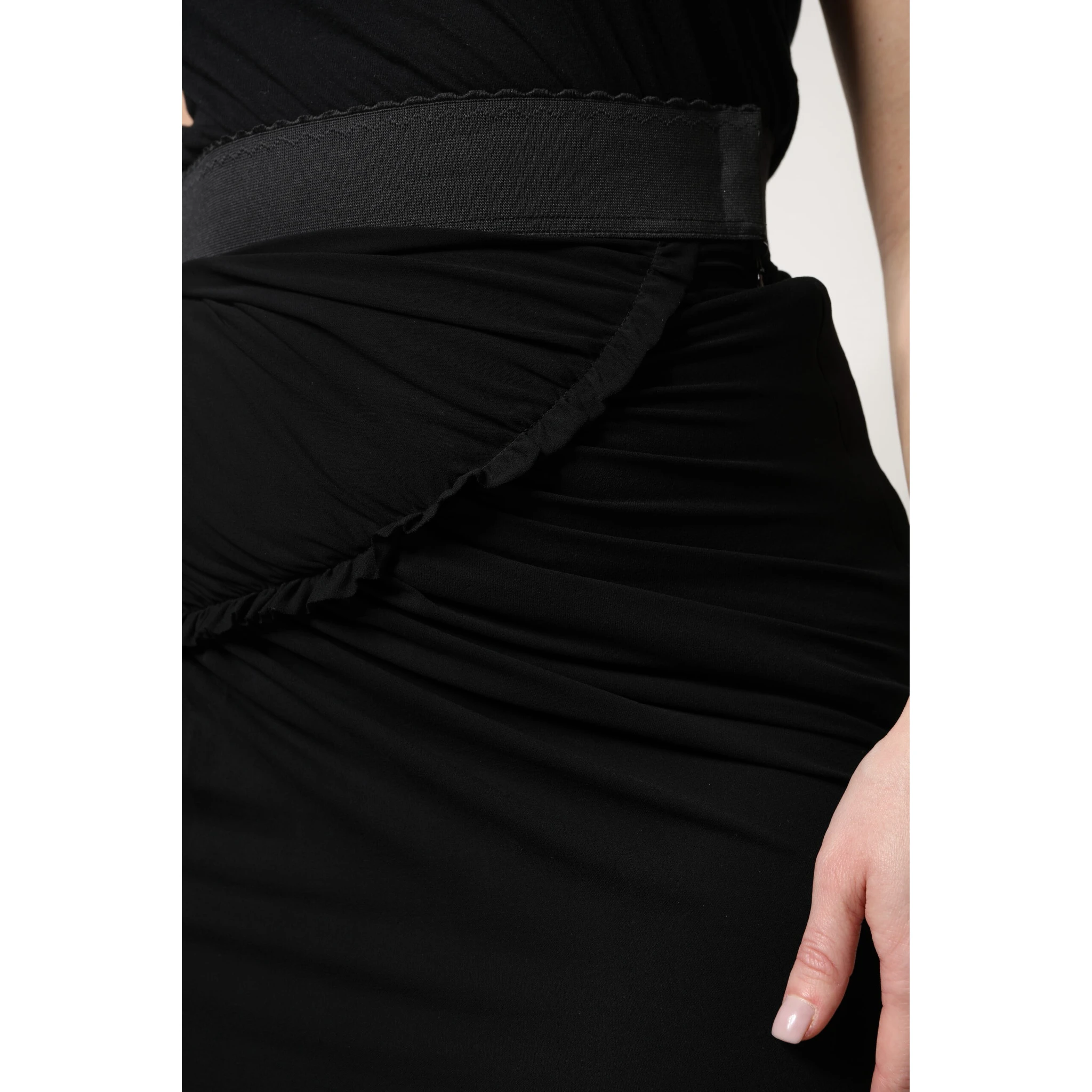 Black Mermaid Cut High Waist Midi Skirt