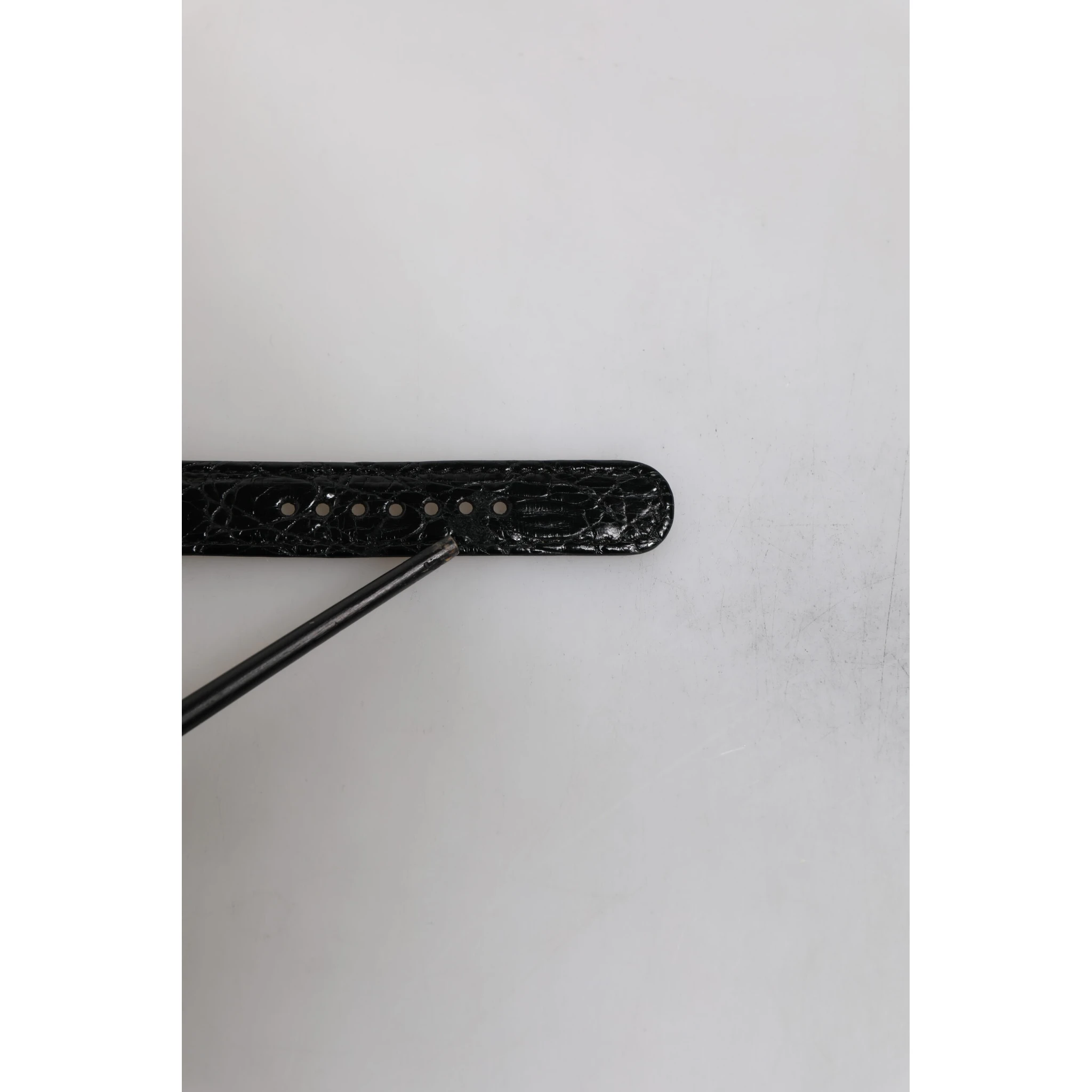 Black Exotic Leather Gold Tone Metal Buckle Armband