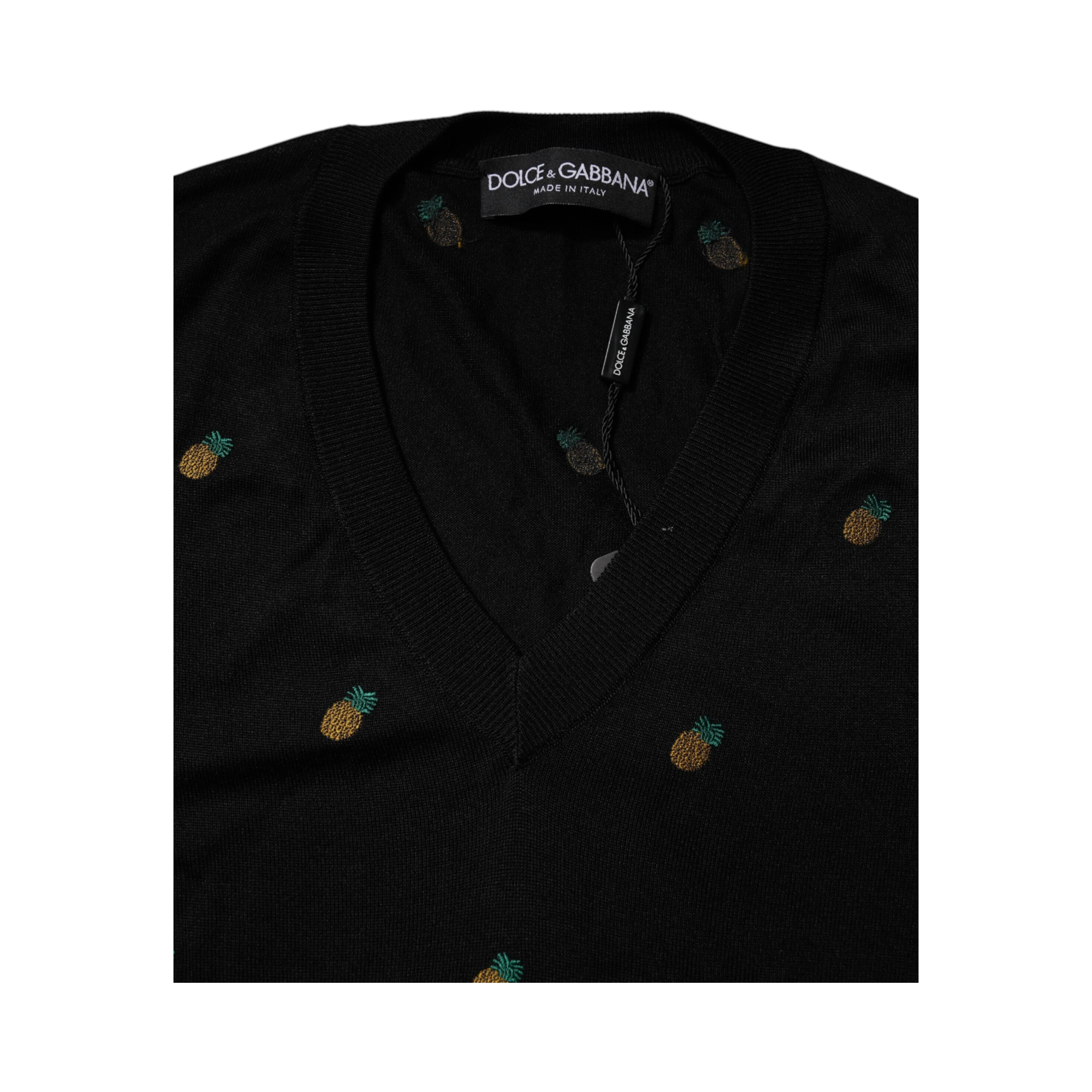 Black Pineapple Crew Neck Pullover Sweater