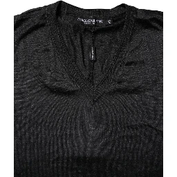 Dark Gray Silk V-neck Short Sleeves T-shirt