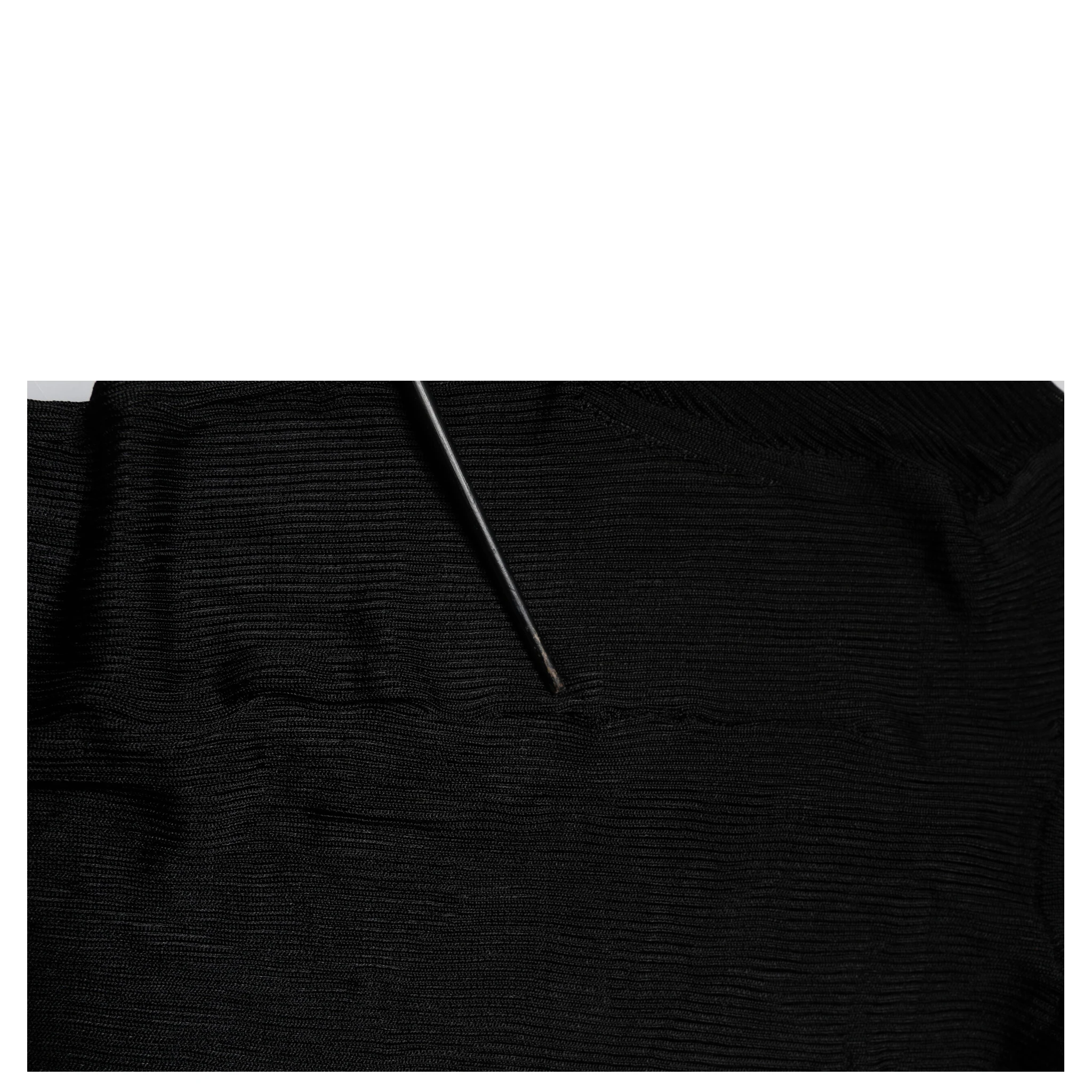 Black Knit Long Sleeves Turtleneck Slim Top