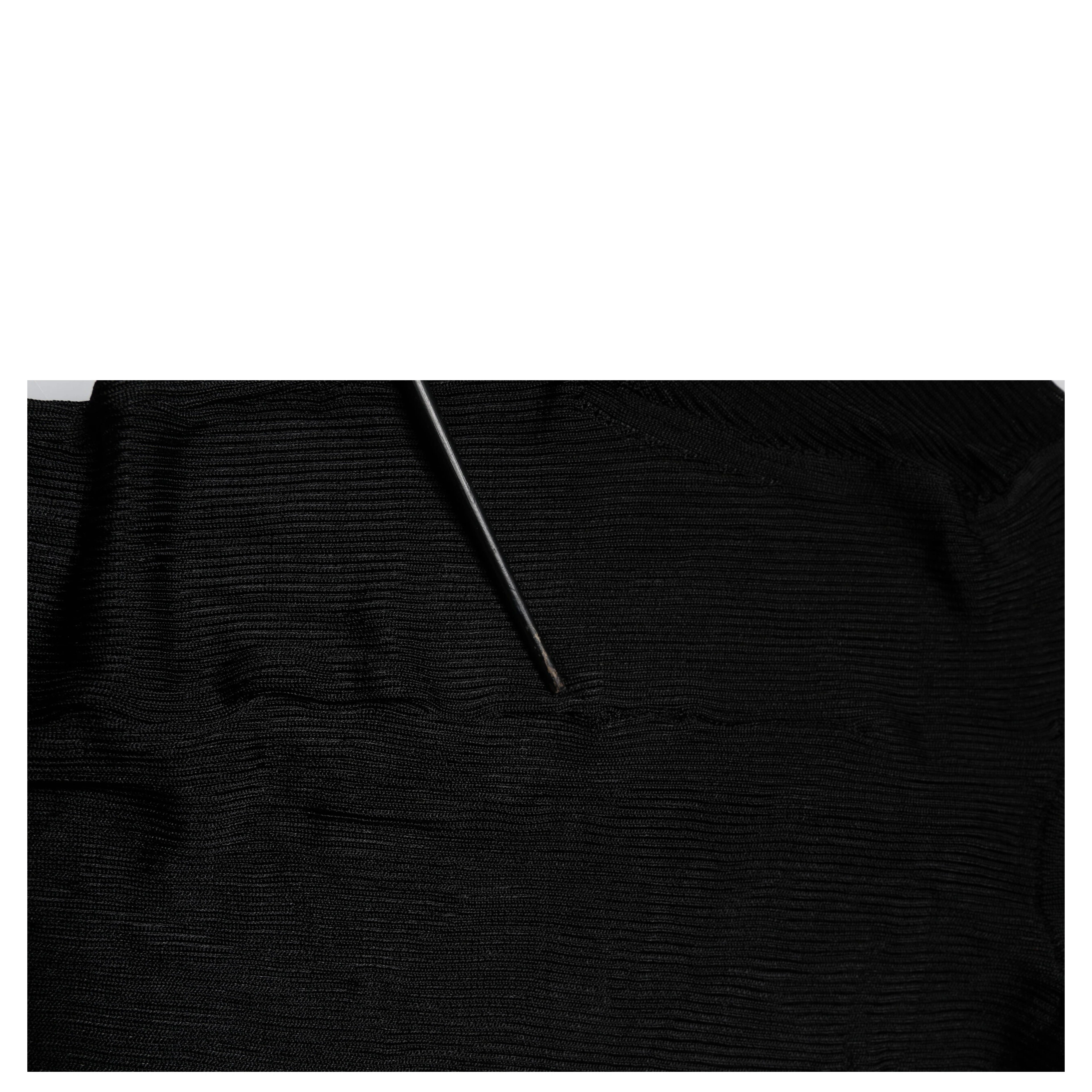 Black Knit Long Sleeves Turtleneck Slim Top