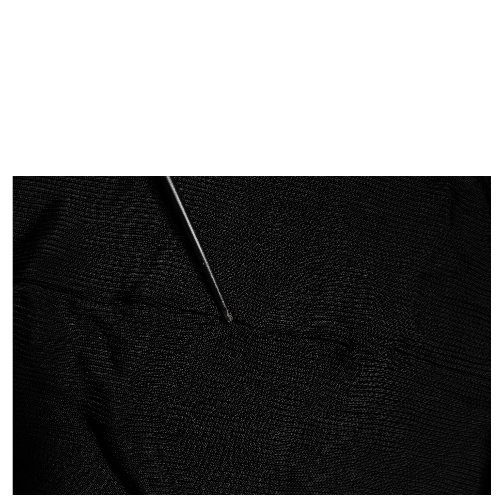 Black Knit Long Sleeves Turtleneck Slim Top