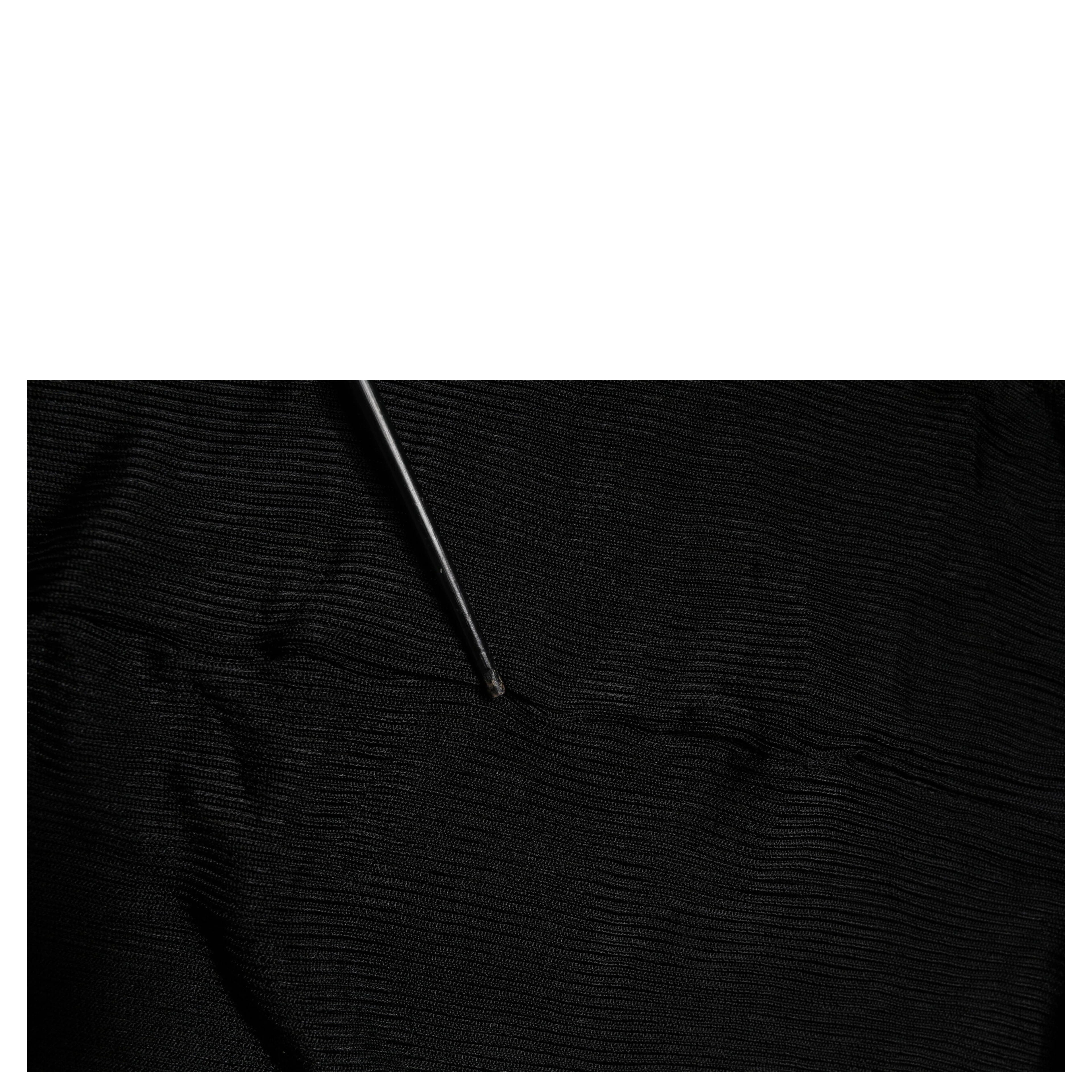 Black Knit Long Sleeves Turtleneck Slim Top
