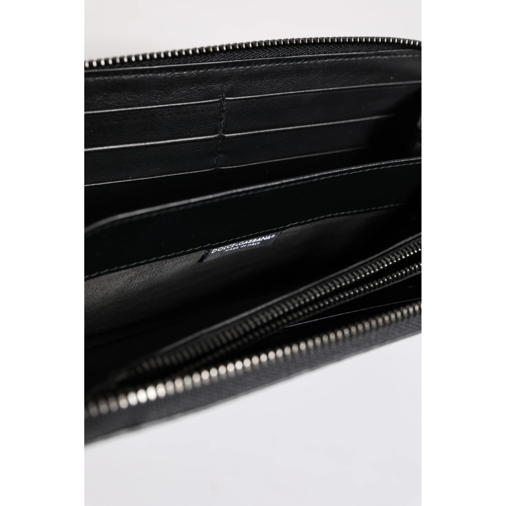Black Blue Exotic Leather Embossed Continental Wallet
