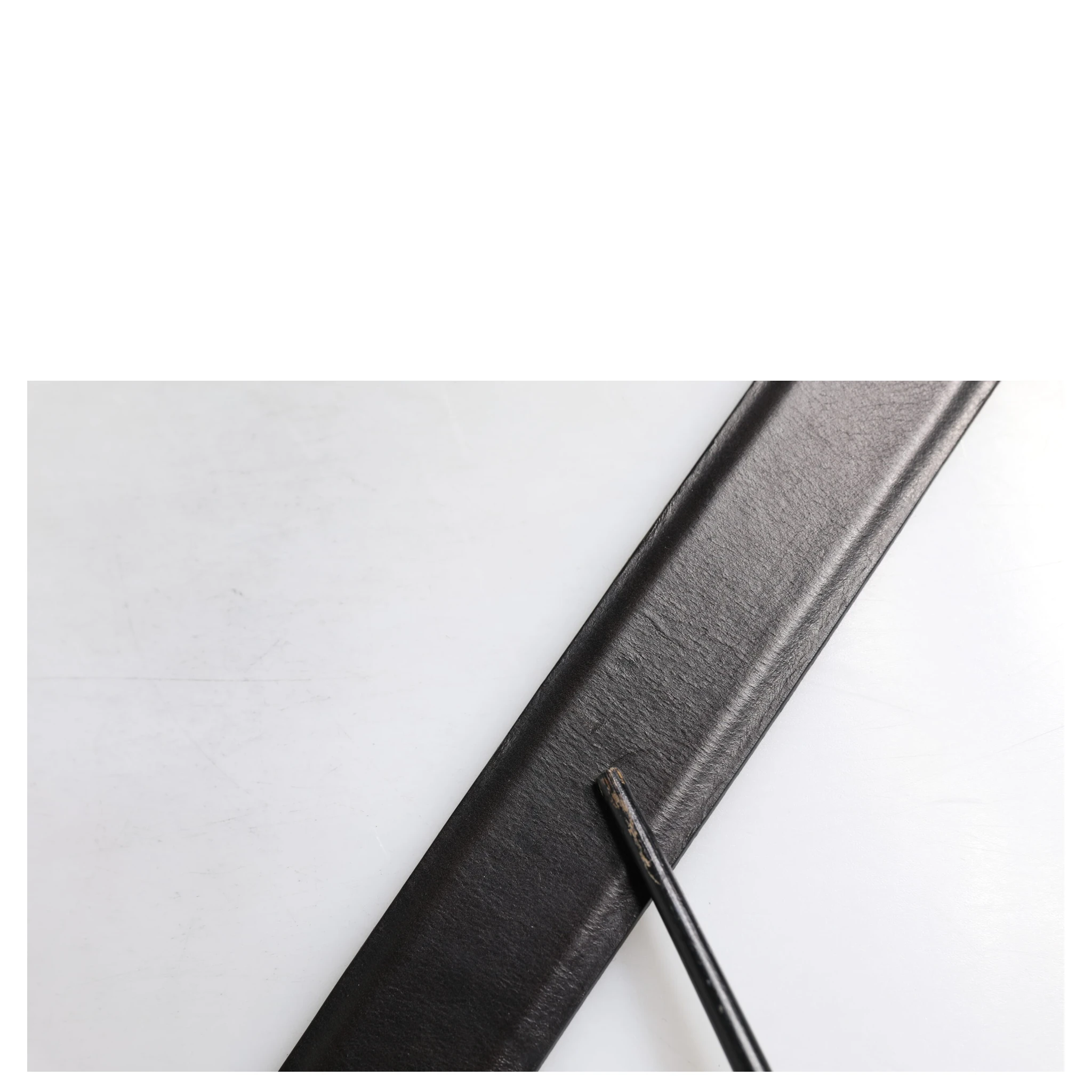 Black Leather Metal Buckle Classic Belt