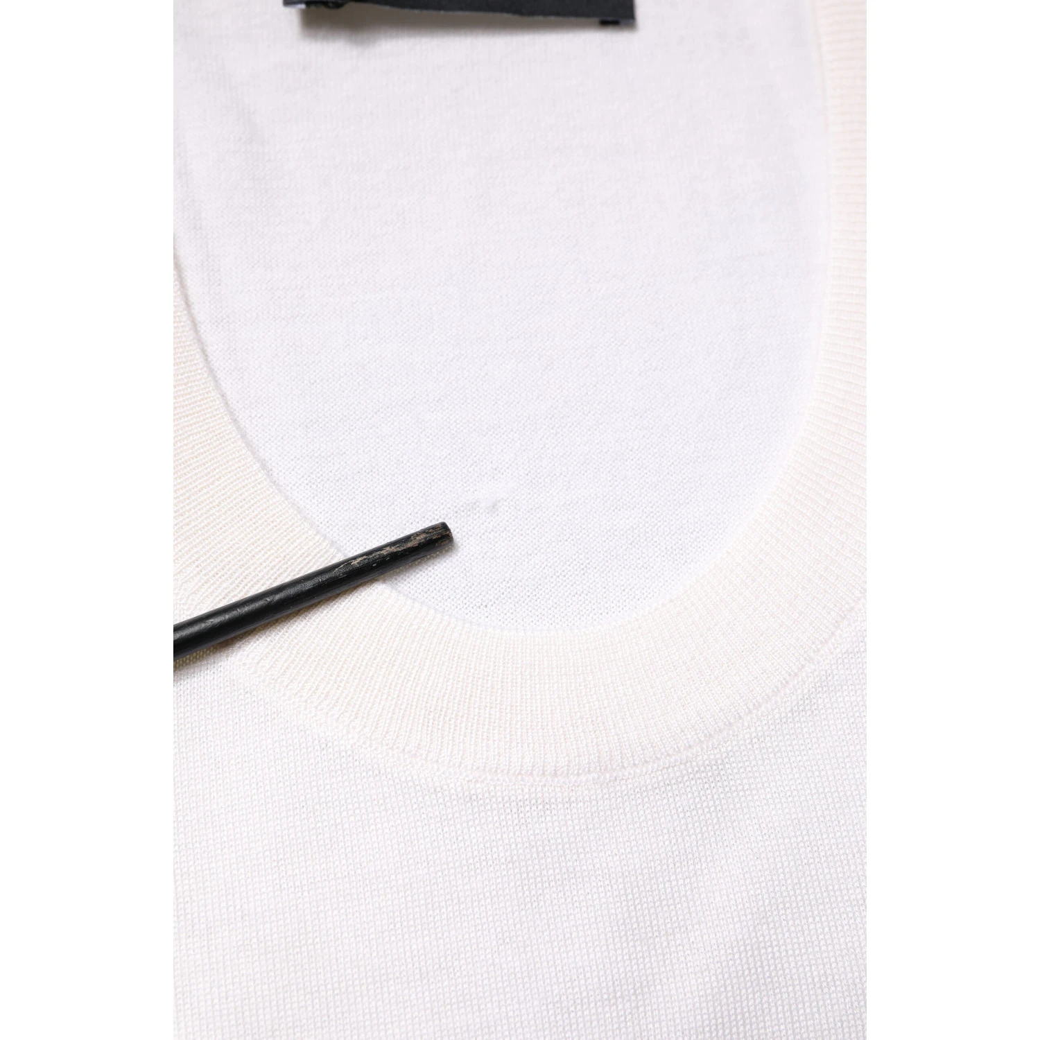 White Sleeveless Cashmere Round Neck Tank Top
