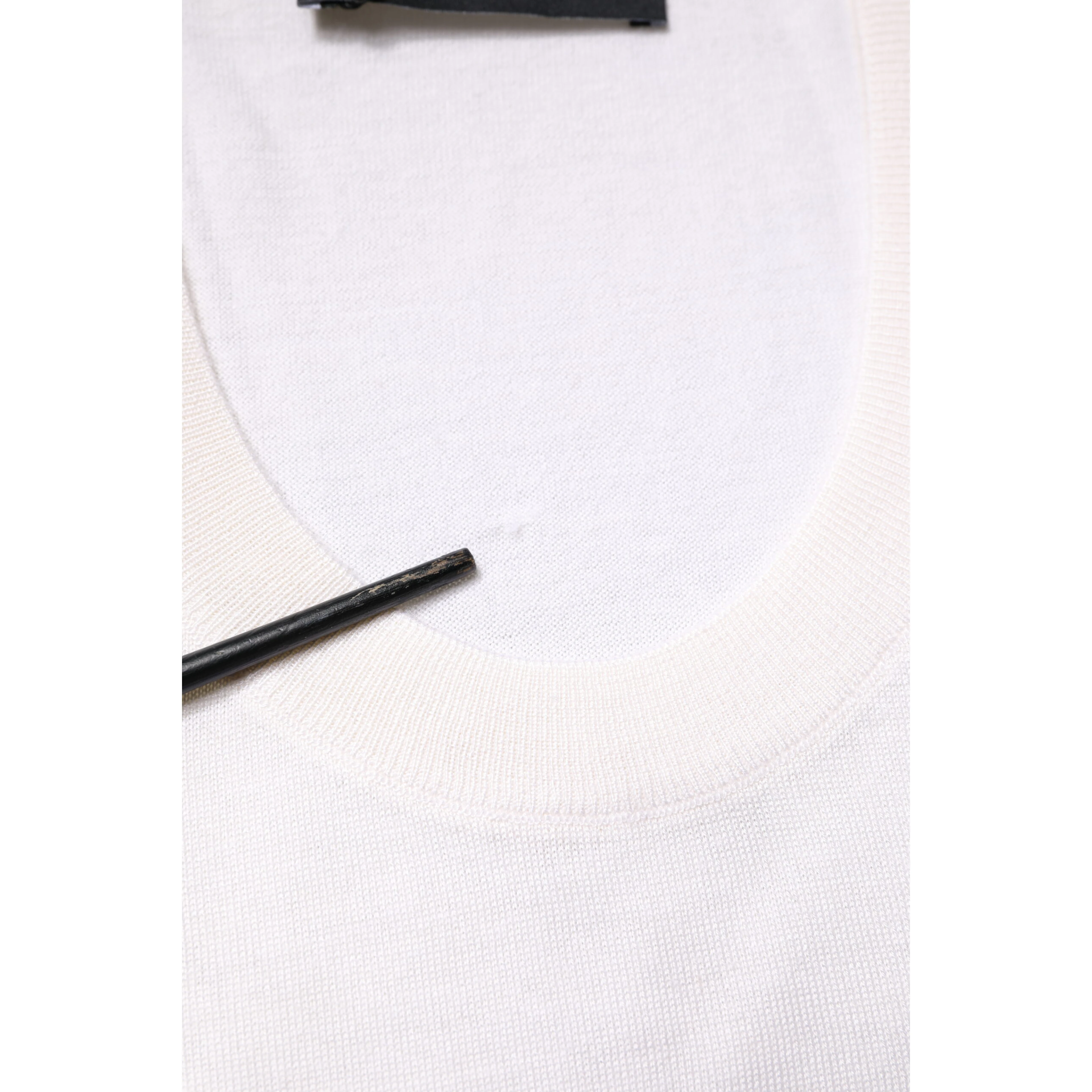 White Sleeveless Cashmere Round Neck Tank Top