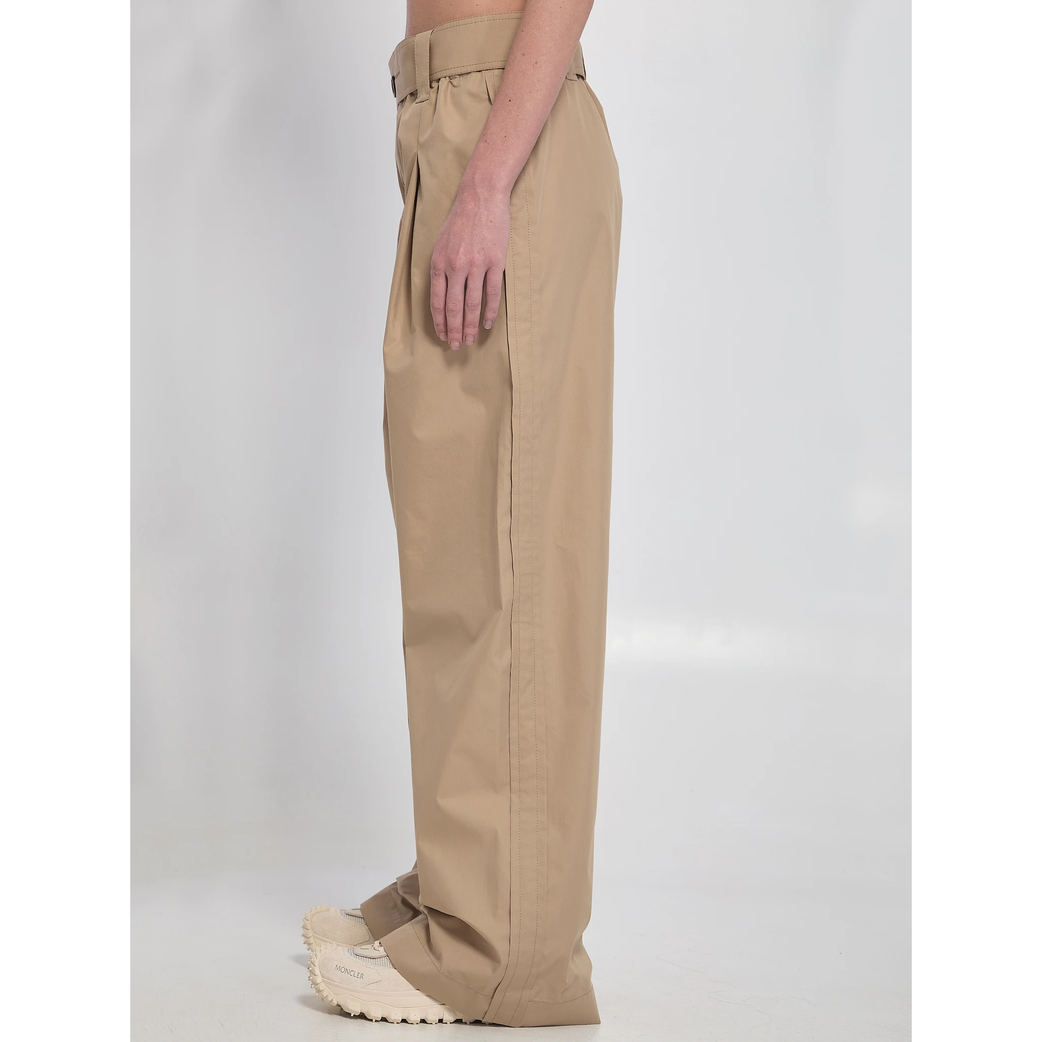 Wide trousers
