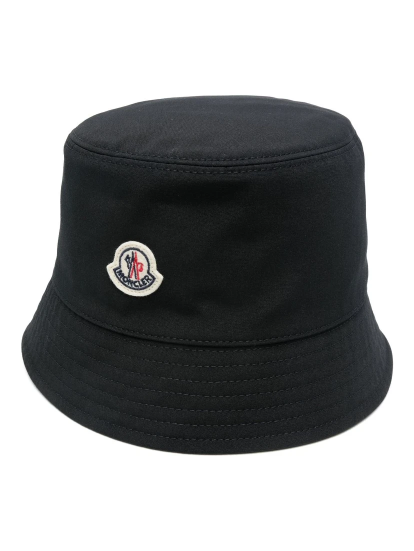 logo-patch bucket hat