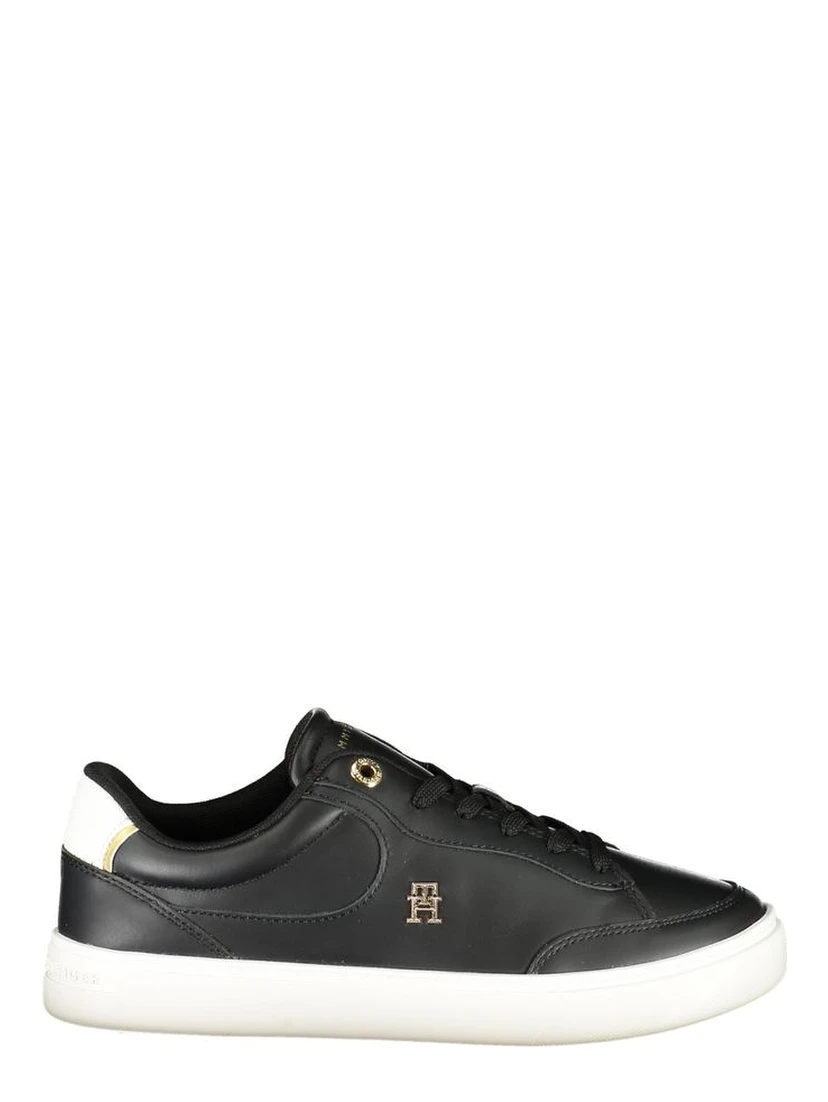 Essential Chic Court Sneakers