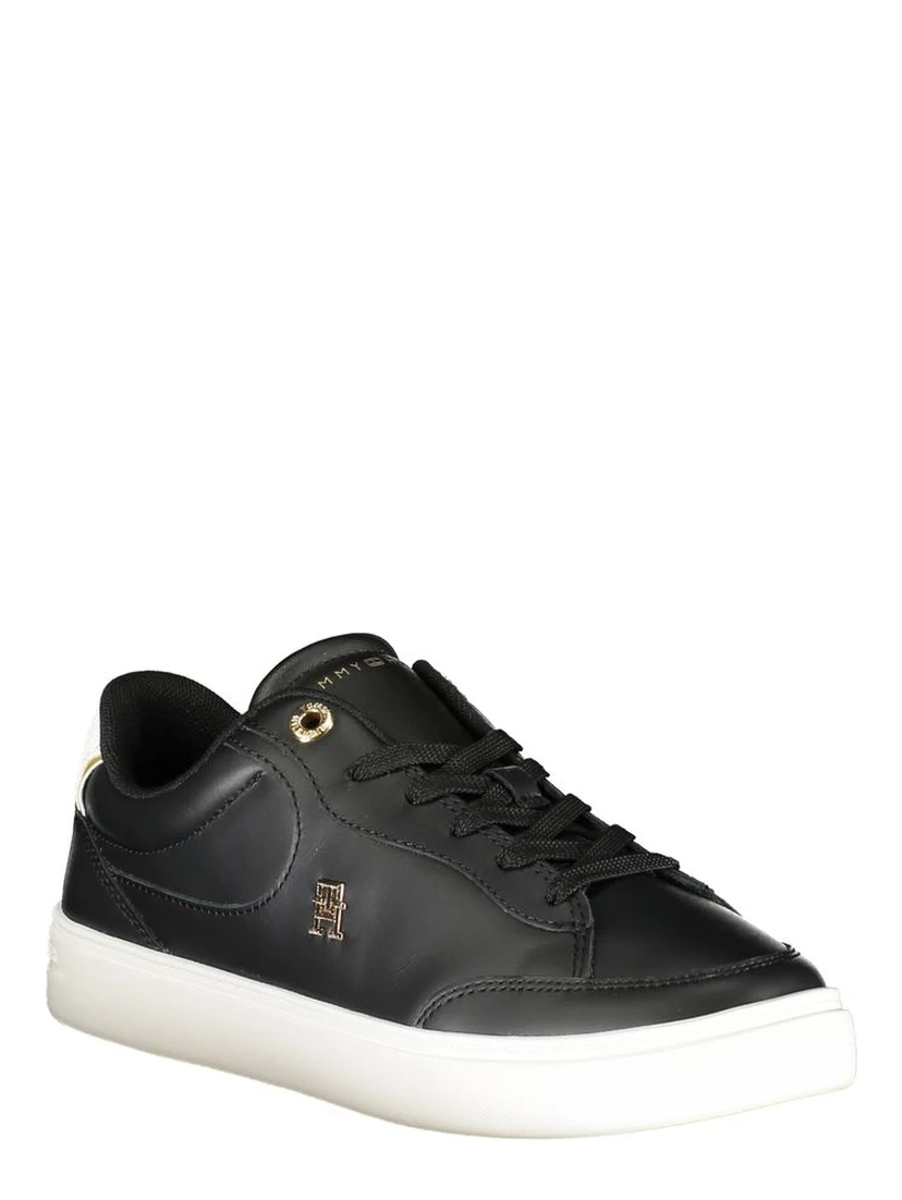 Essential Chic Court Sneakers