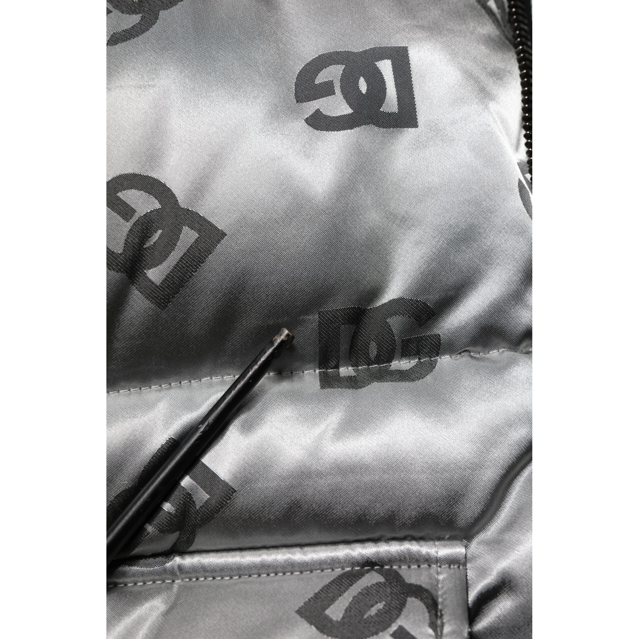 Silver Logo Full Zip Hooded Quilted Jacket