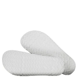 صندل نسائي أبيض من البولي إيثيلين