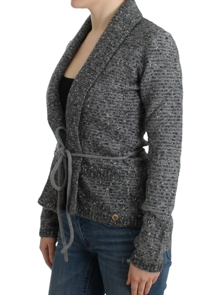 Gray wool knitted cardigan alternative
