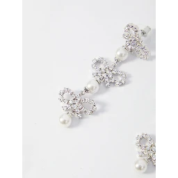 Micro bow pearl tiered earrings