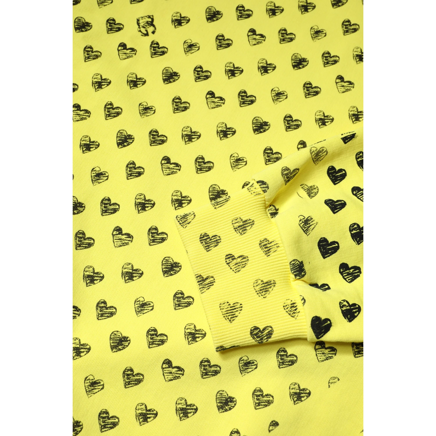 Yellow Heart Crew Neck Men Pullover Sweater