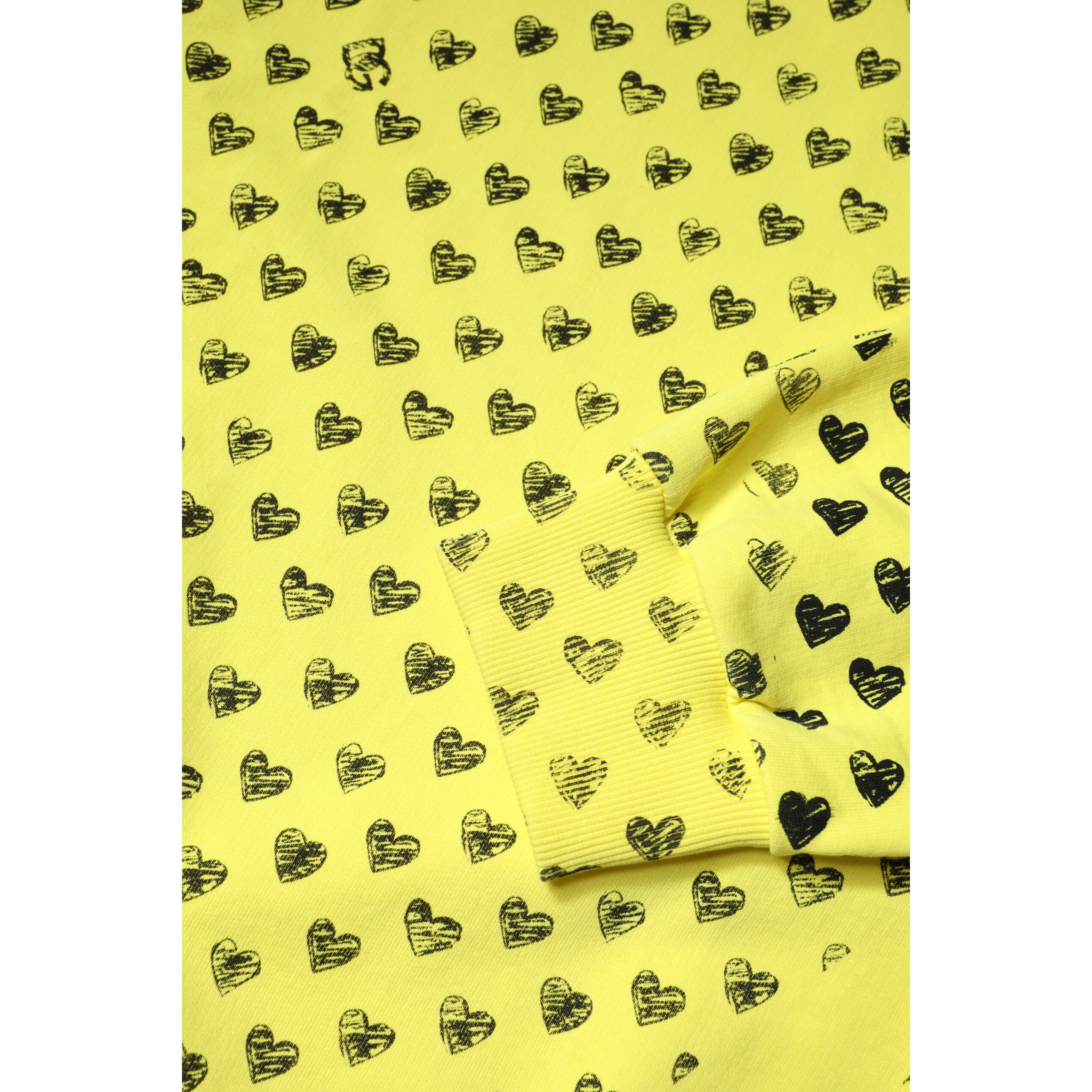 Yellow Heart Crew Neck Men Pullover Sweater