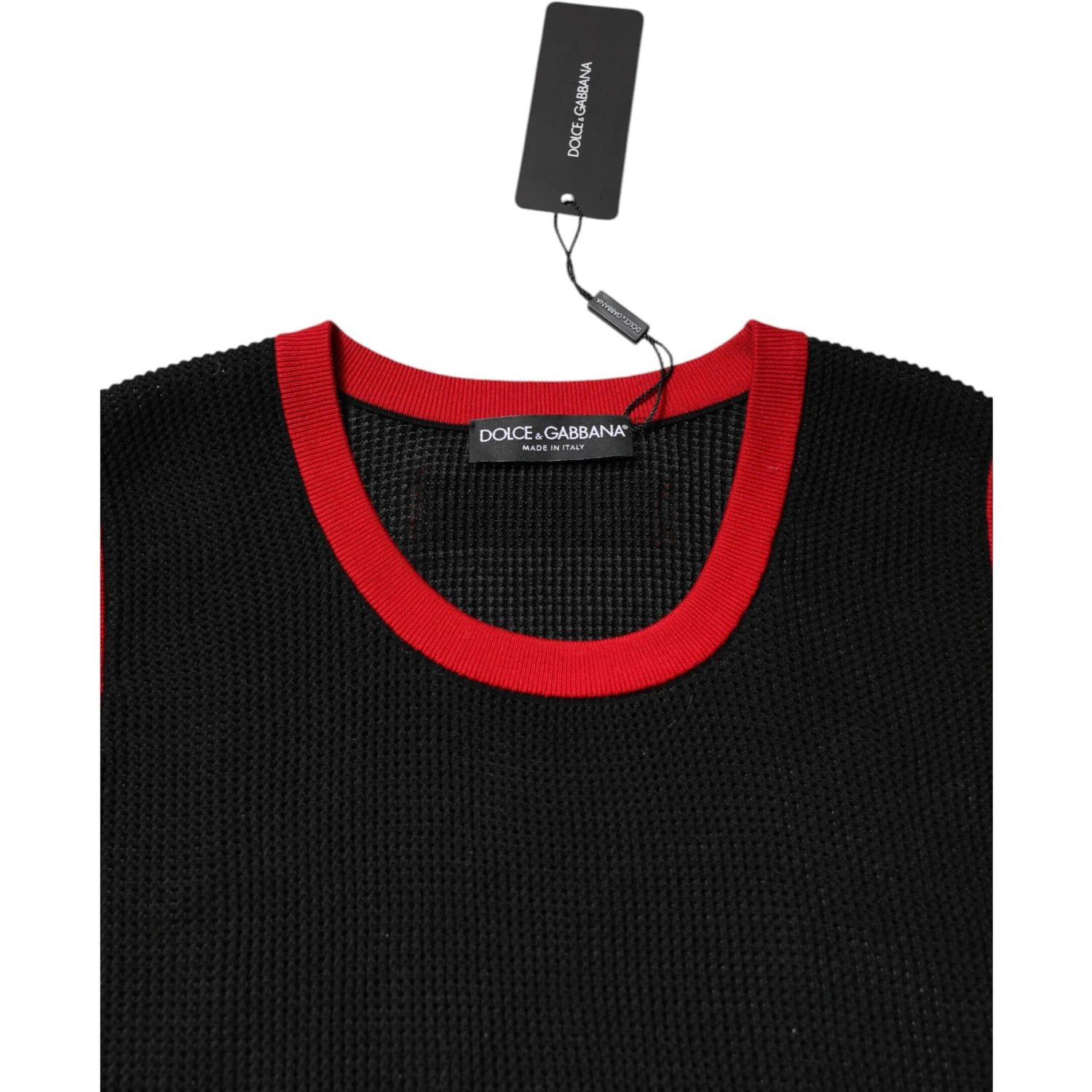 Black Cotton Slim Fit Round Neck T-shirt