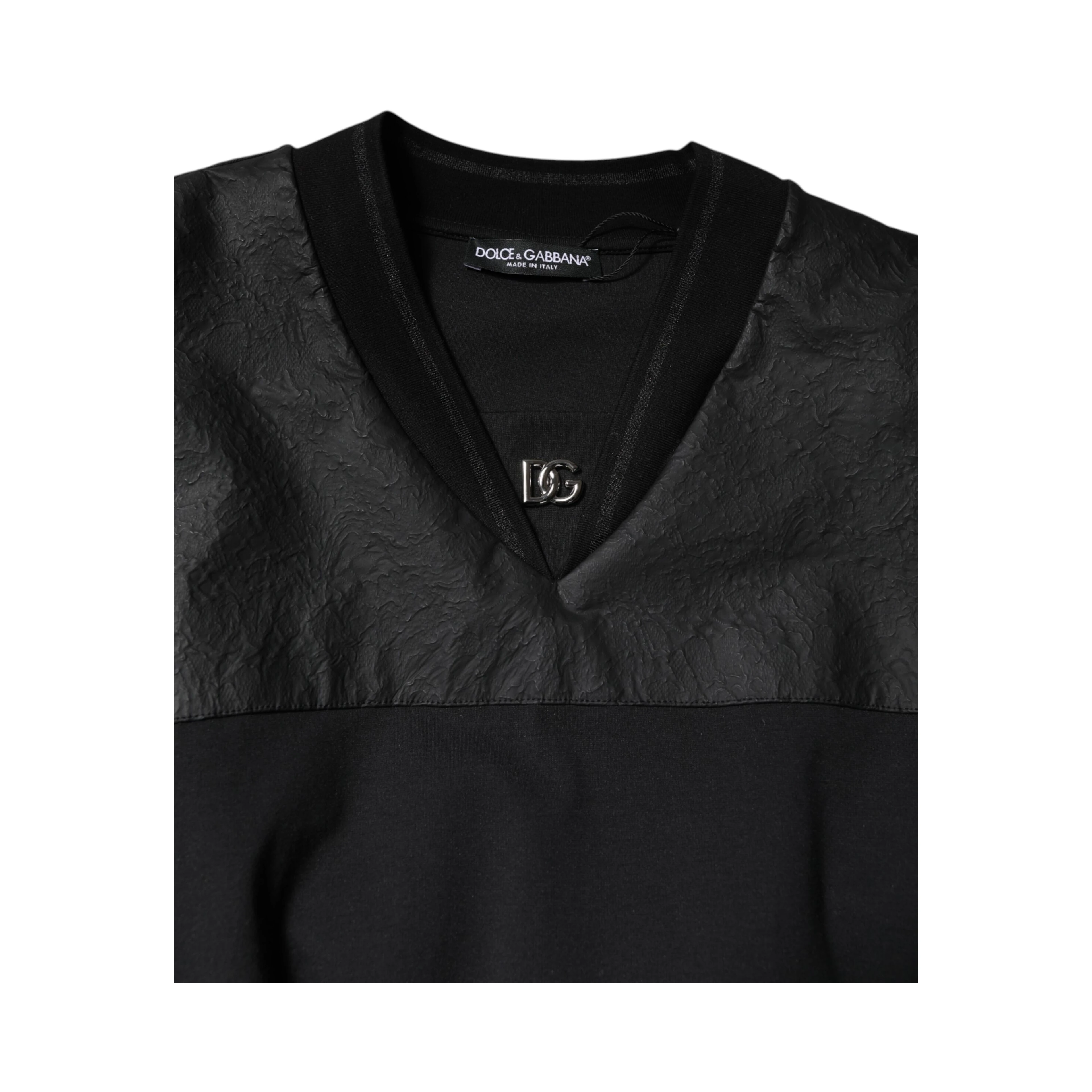Black Cotton Short Sleeves V-neck T-shirt
