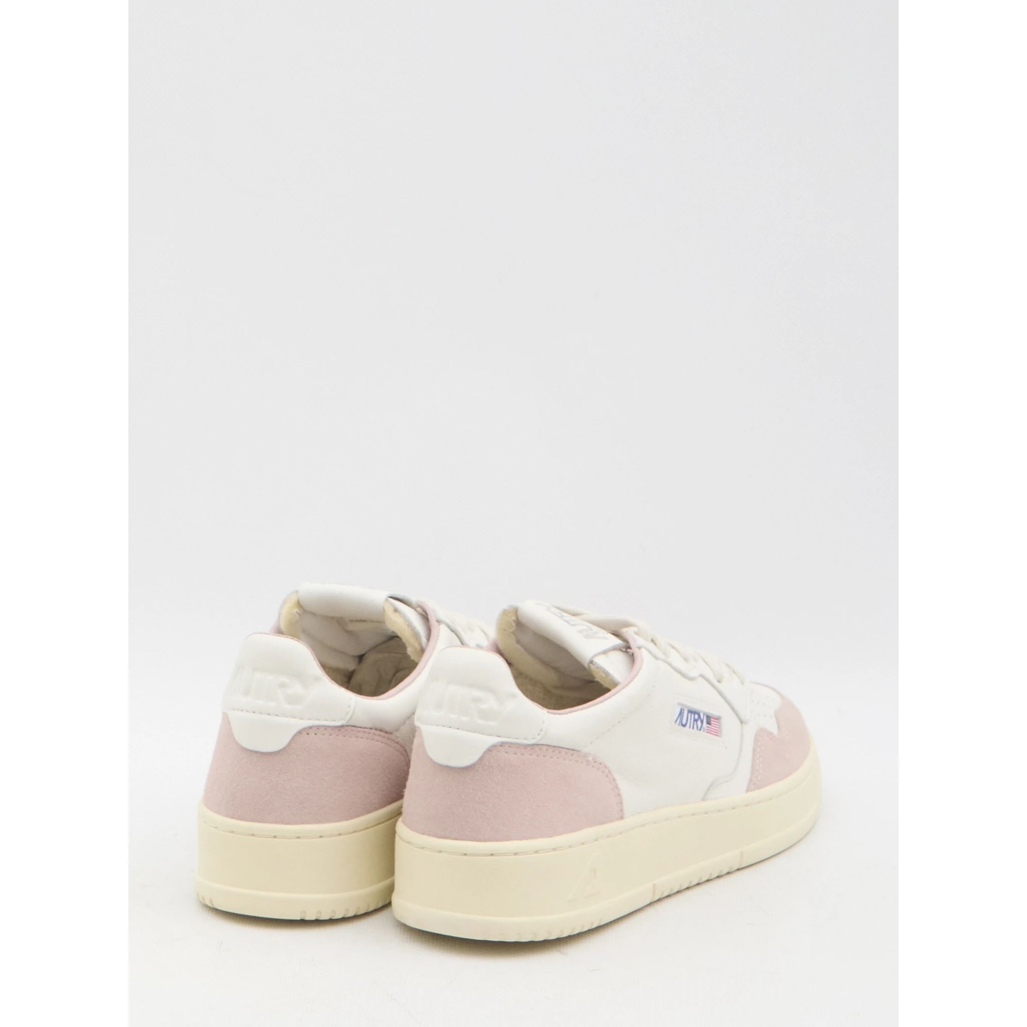 Medalist Low Sneakers In Suede And Leather In White