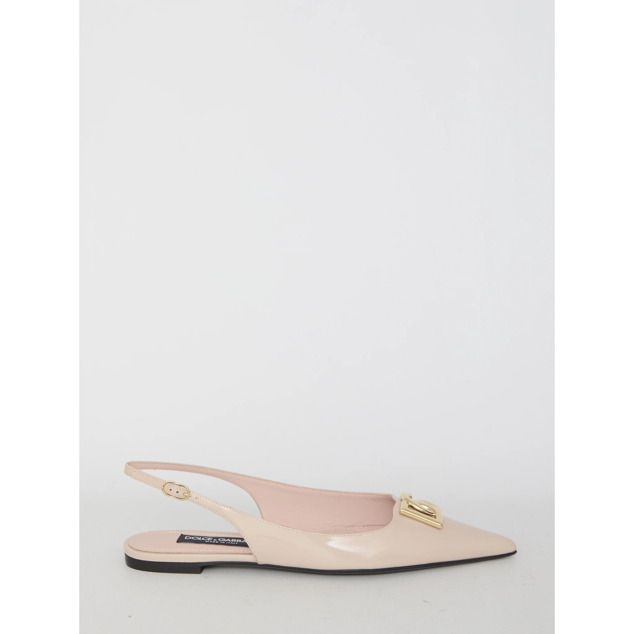 Shiny leather ballerinas