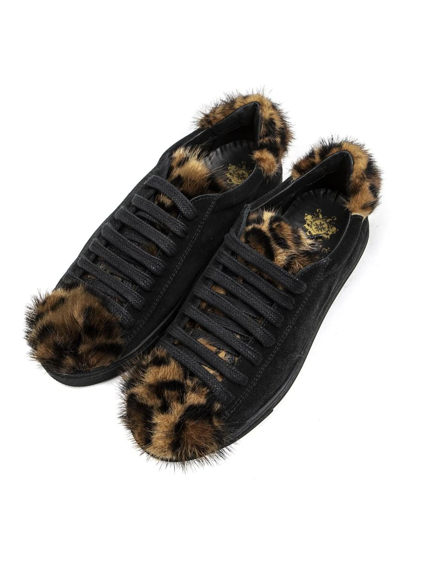 Black Leather Women Sneaker