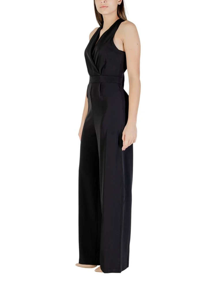 Black Recycled Polyester Clothing alternative