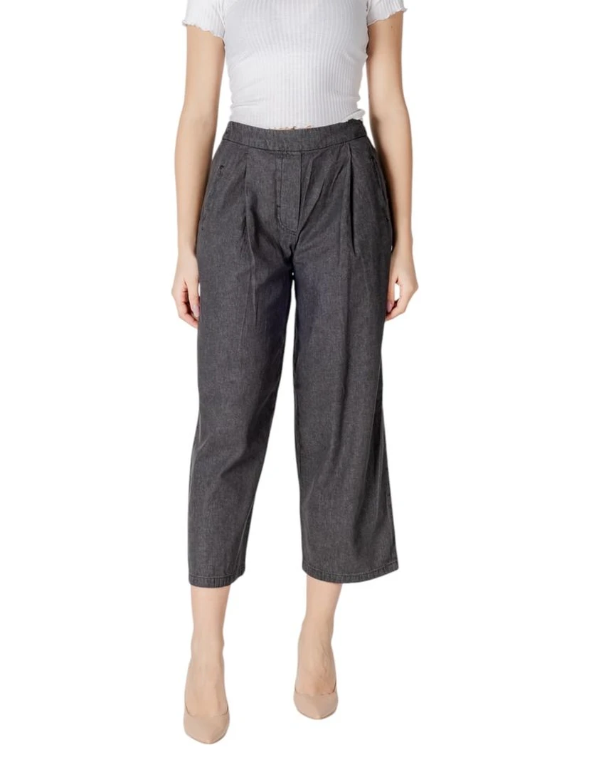 Black Cotton Cropped Jeans