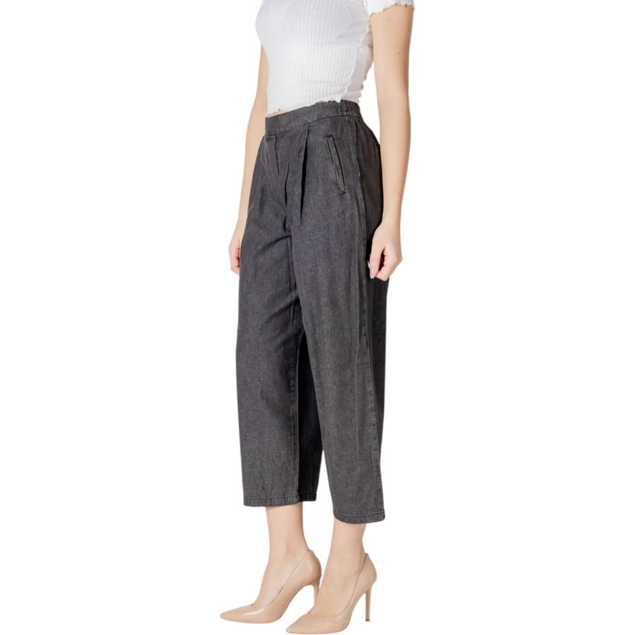 Black Cotton Cropped Jeans