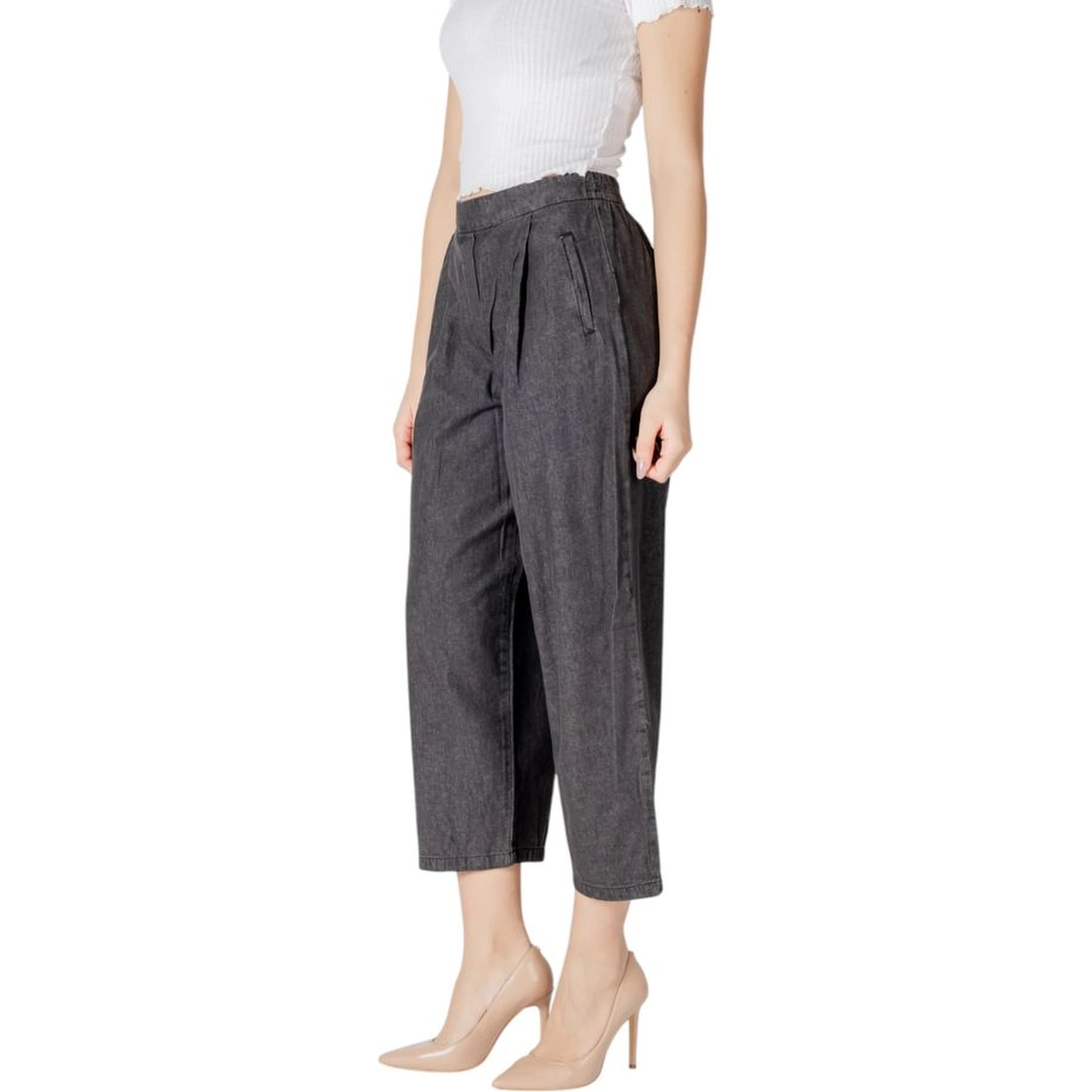 Black Cotton Cropped Jeans