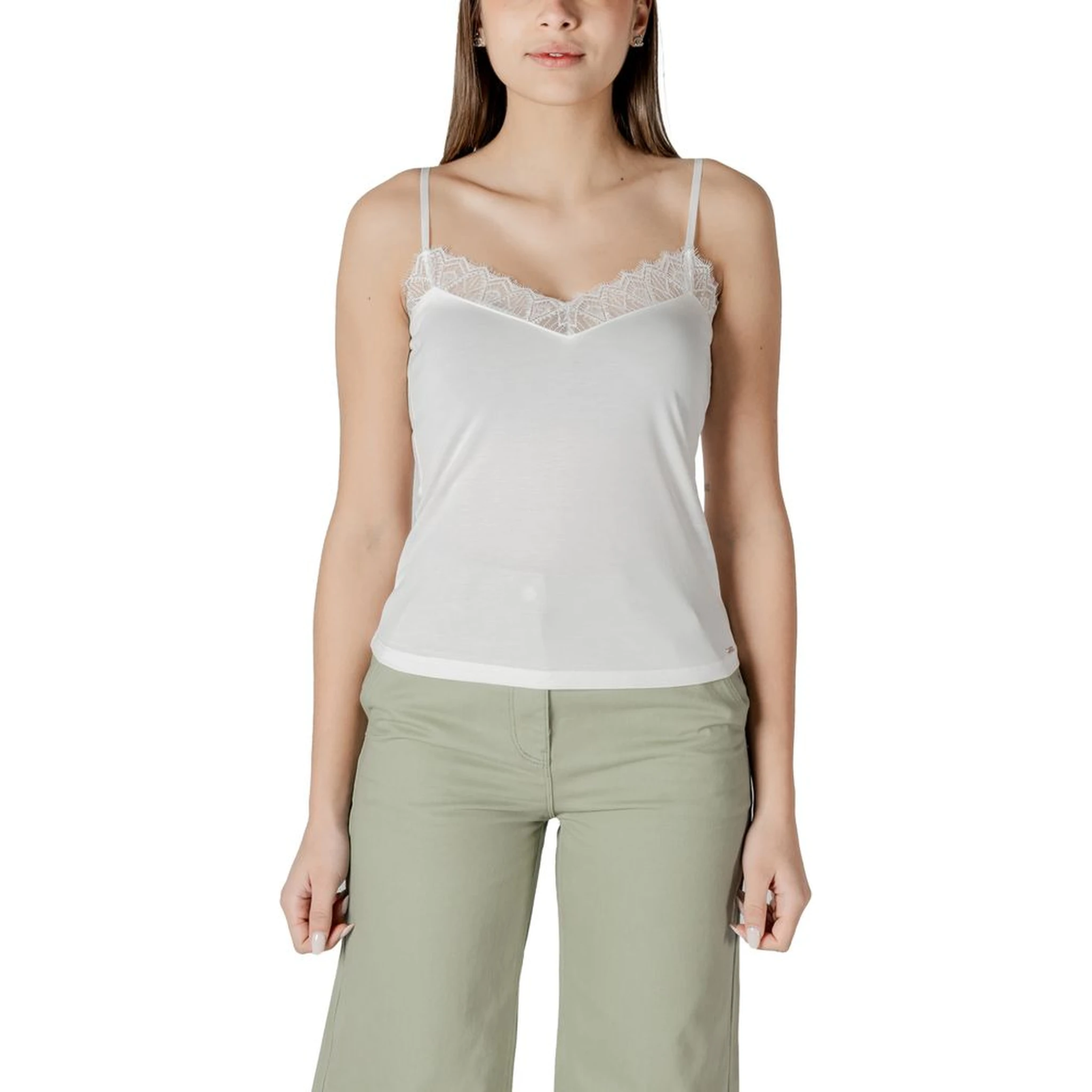 قميص داخلي أبيض من قماش المودال