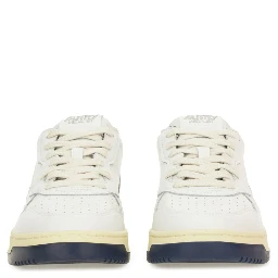 "MEDALIST" LOW SNEAKER