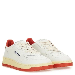 "MEDALIST LOW" SNEAKER
