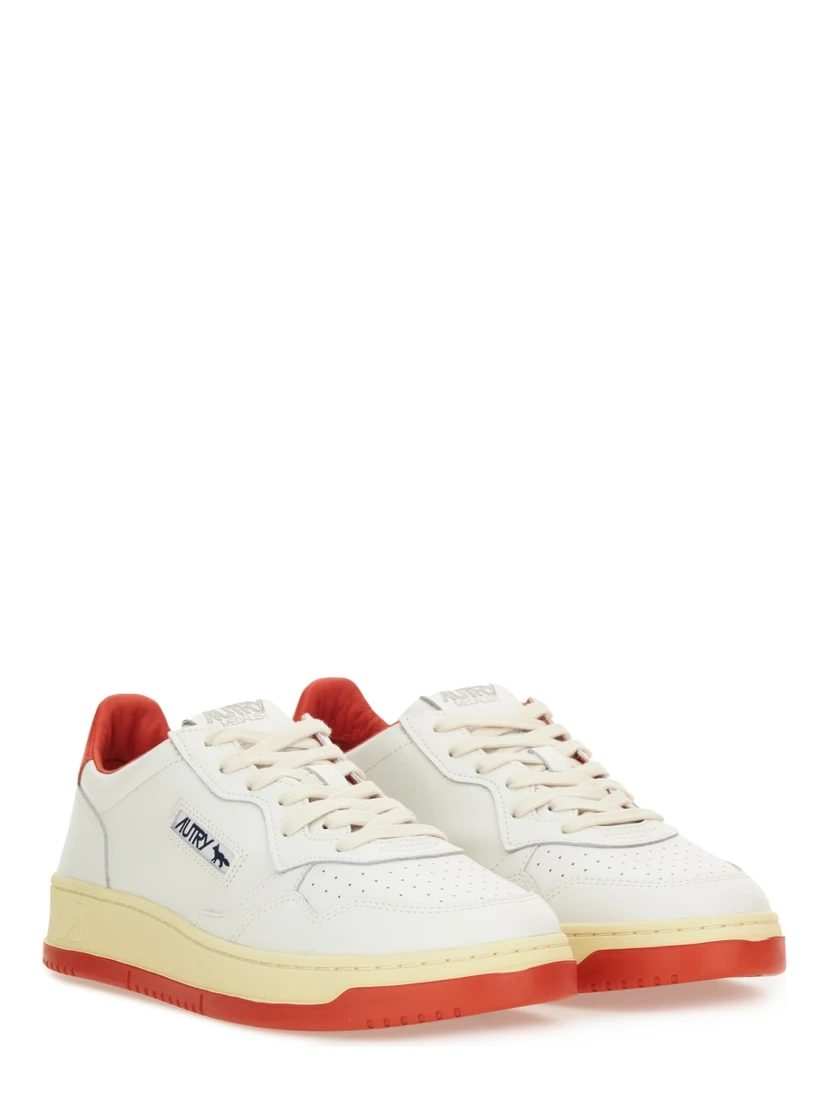 "MEDALIST LOW" SNEAKER