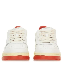 "MEDALIST LOW" SNEAKER