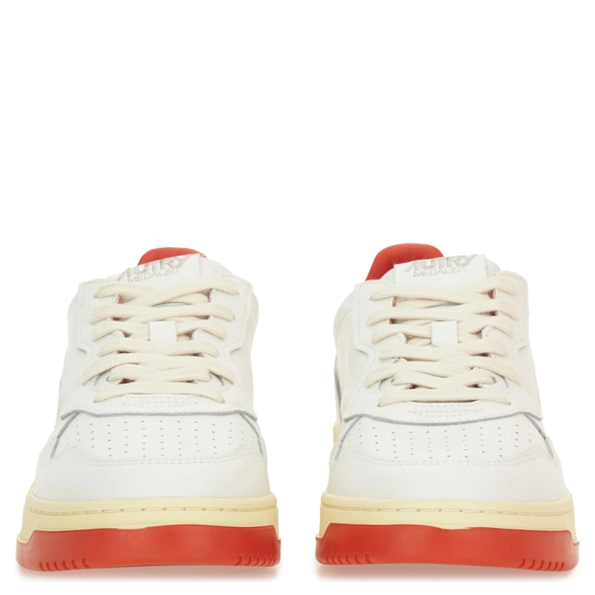"MEDALIST LOW" SNEAKER