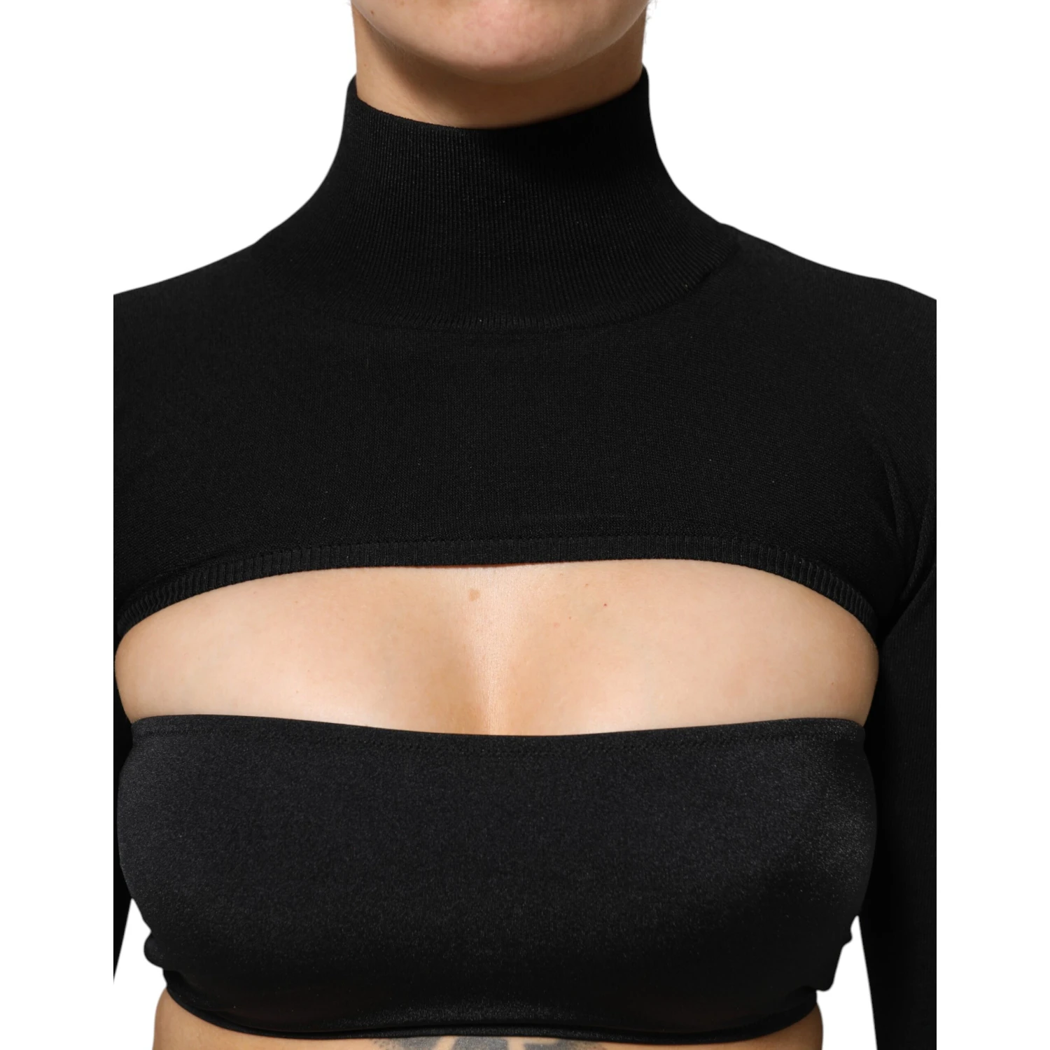 Black Viscose Turtle Neck Crop Pullover Top