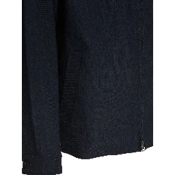 Bomber jacket zipper closure