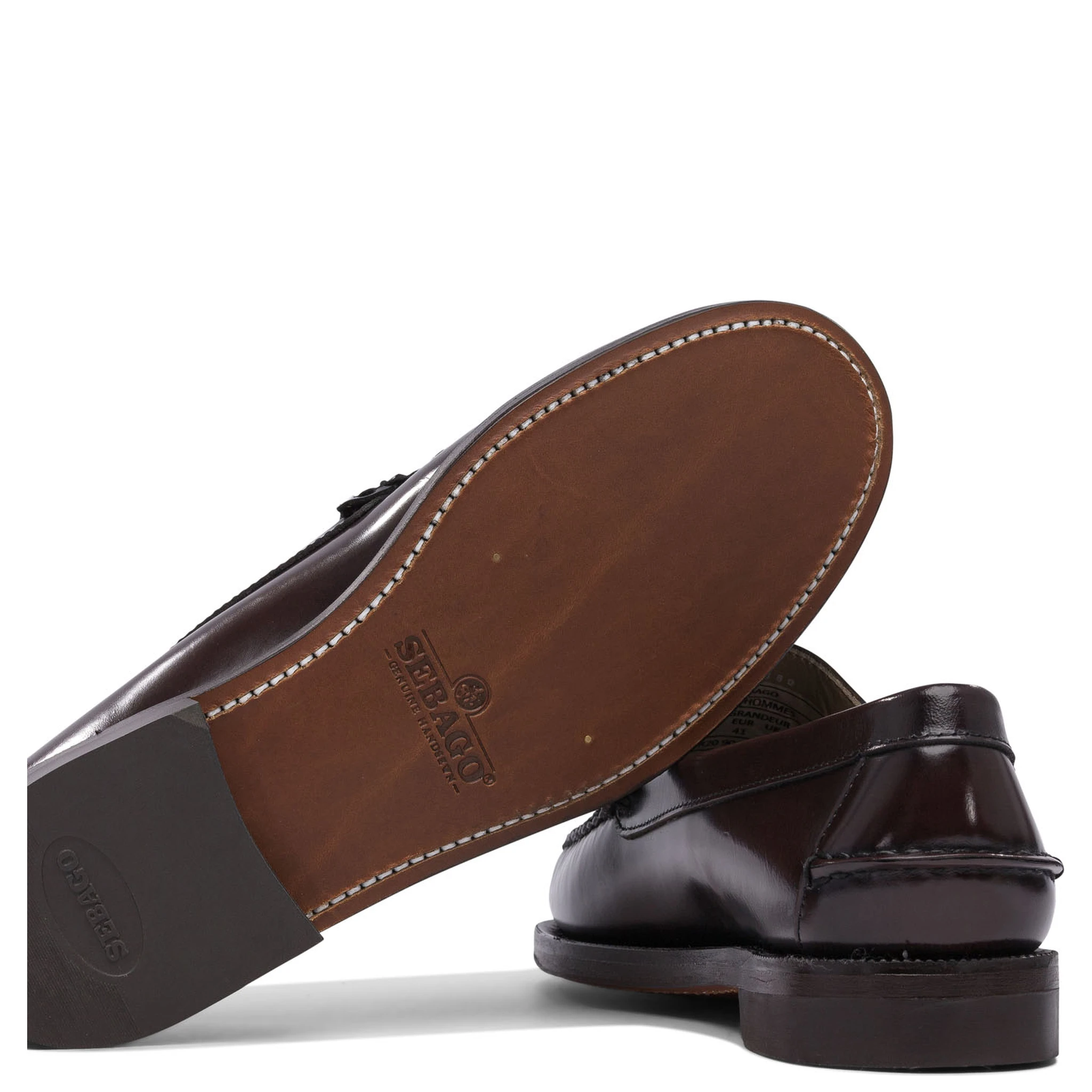 أحذية بدون كعب ونعال