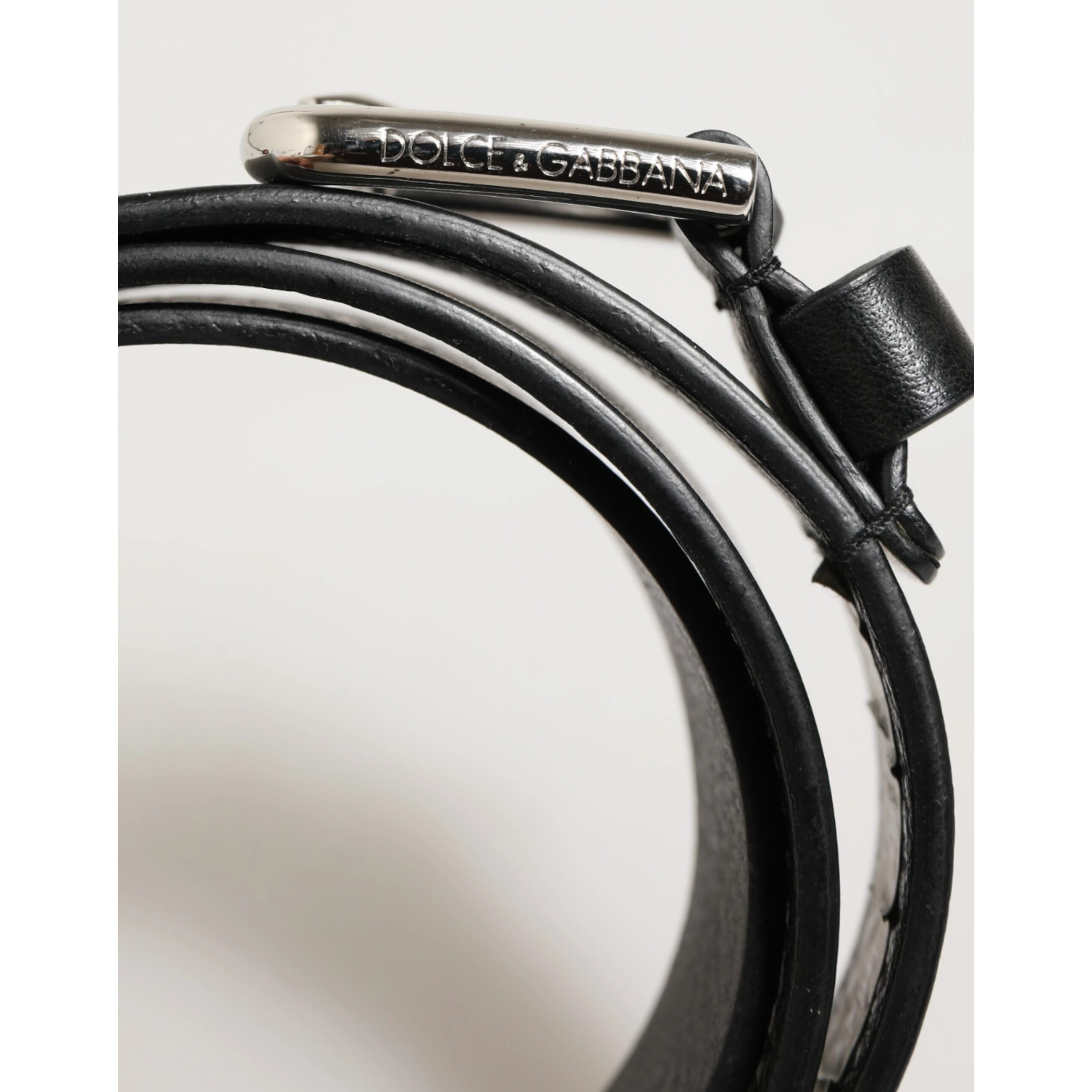 Black Leather Classic Metal Logo Buckle Belt