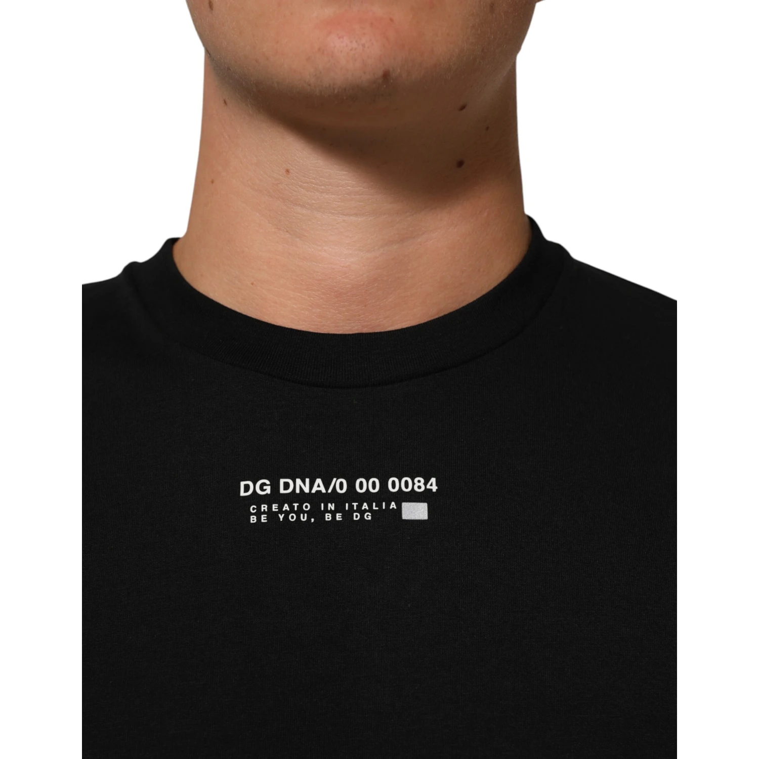 Black Statement Cotton Men Crew Neck T-shirt