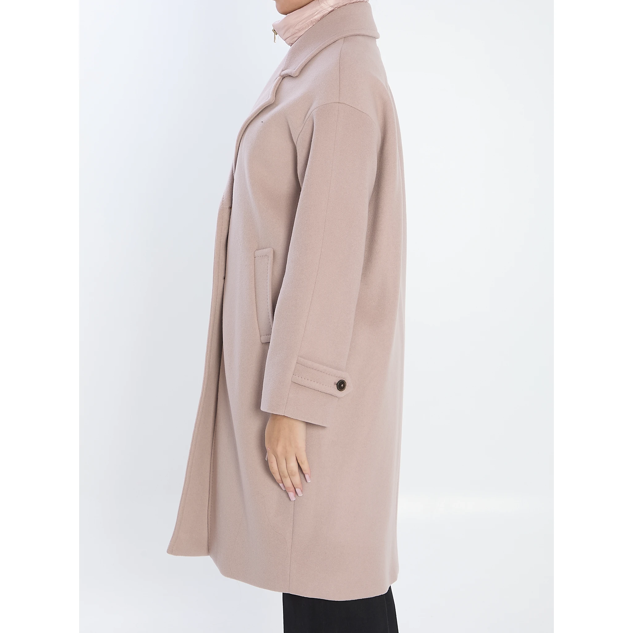 Ultralight wool and nylon coat