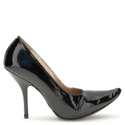 حذاء بكعب عالٍ من جلد العجل الأسود من بوس توروس