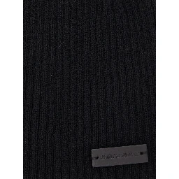 Black Beanie with Logo Patch in Cashmere Man